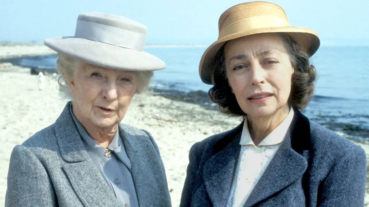 Miss Marple: The Body in the Library (1984)