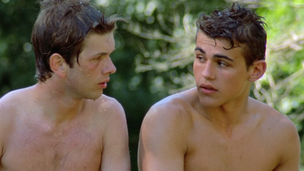 Wild Reeds (1994)