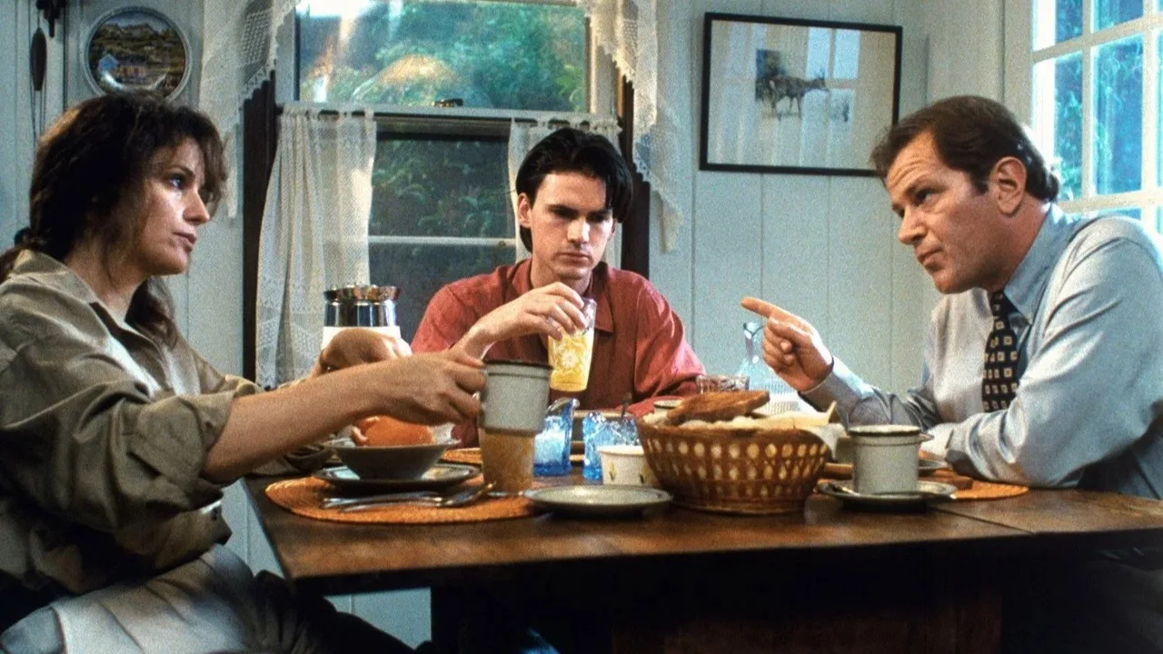 Spanking the Monkey (1994)