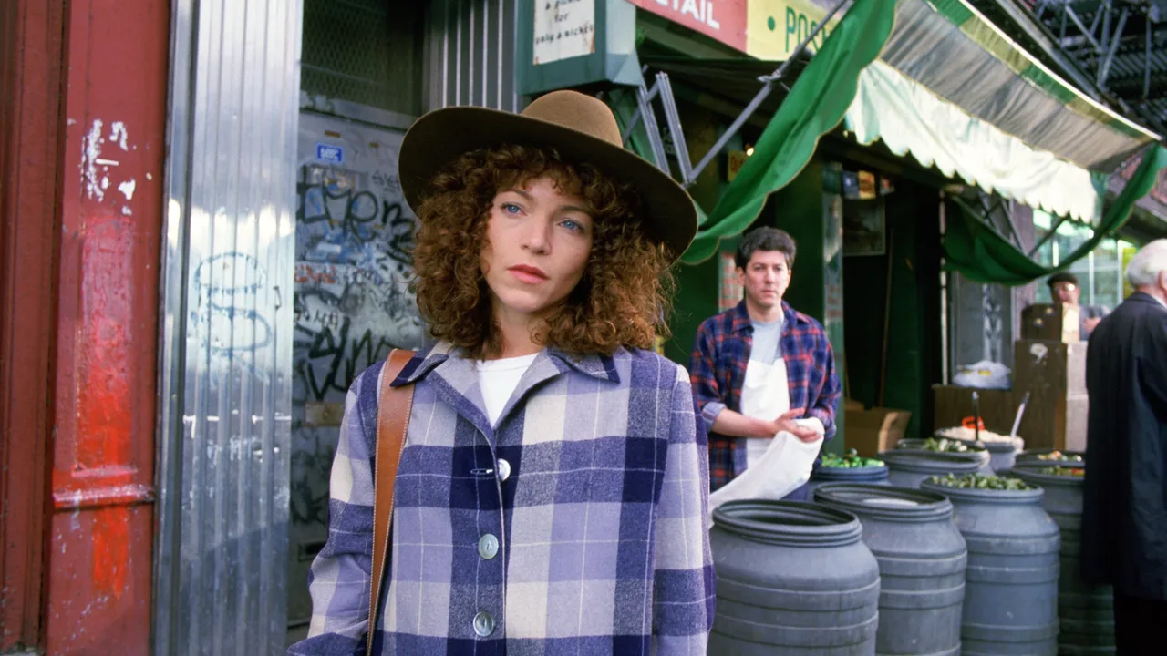 Crossing Delancey (1988)