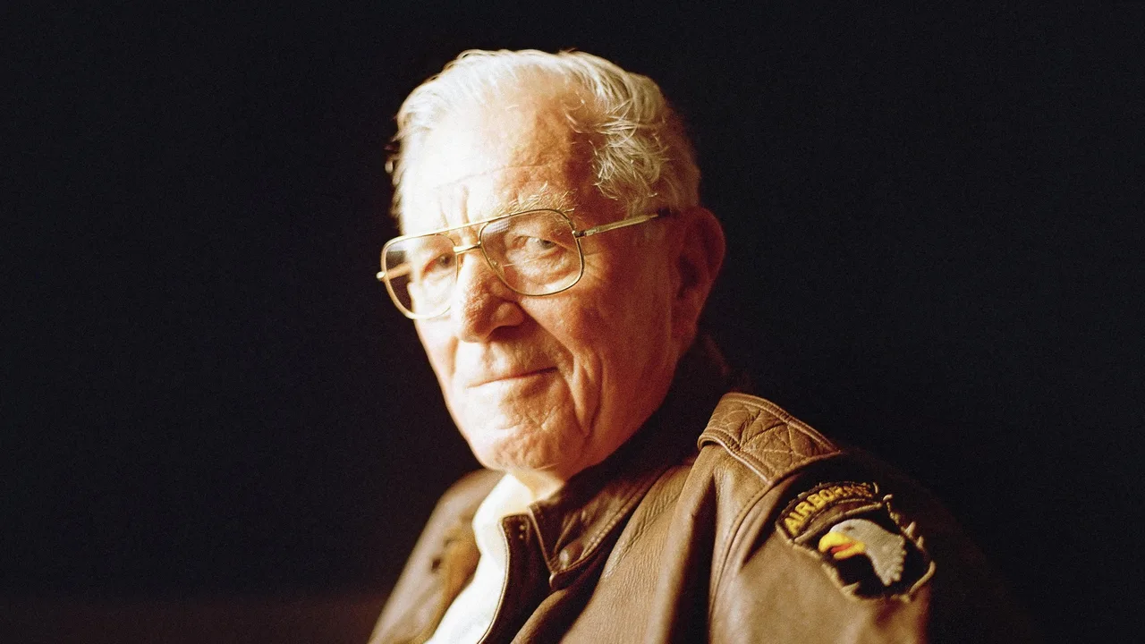 We Stand Alone Together: The Men of Easy Company (2001)