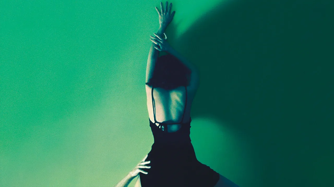 Jade (1995)