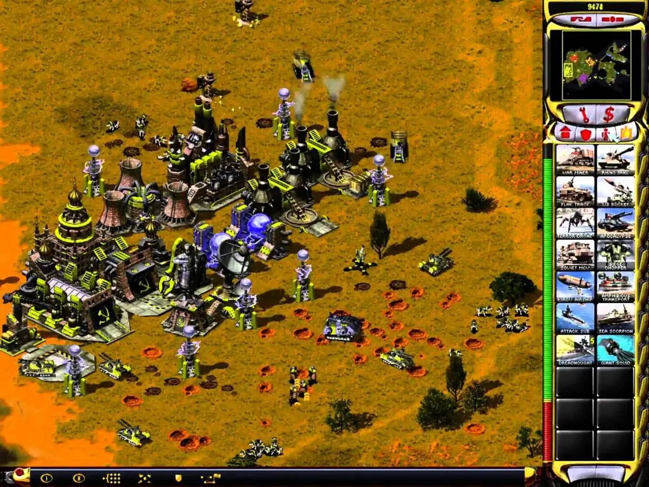 Command & Conquer: Red Alert 2 - Yuri's Revenge (2001)