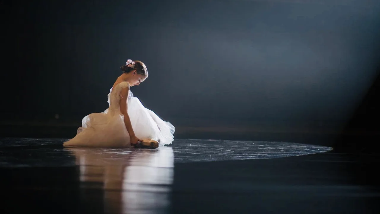 Black Swan: Metamorphosis (2011)